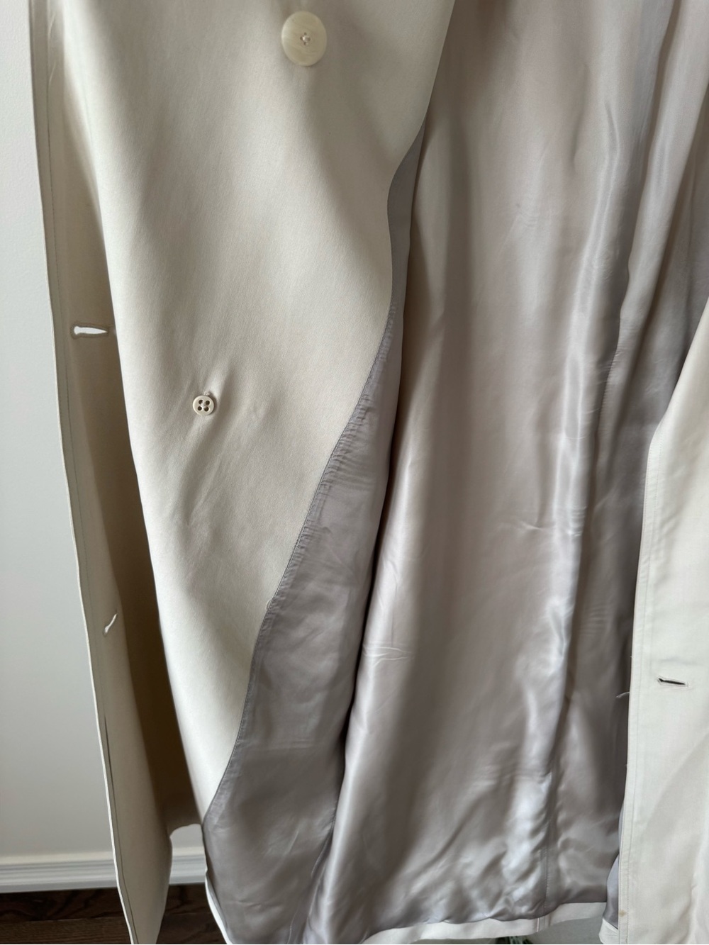 Babaton Light Beige Trench Coat - Picture 15 of 16